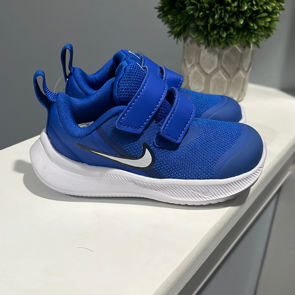 Nike 6c cobalt blue sneakers